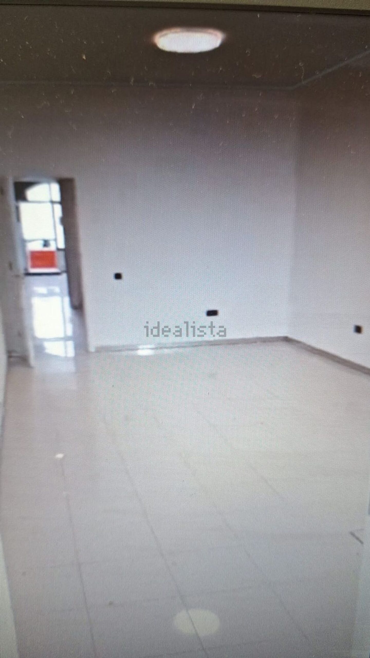 1446375243-1
