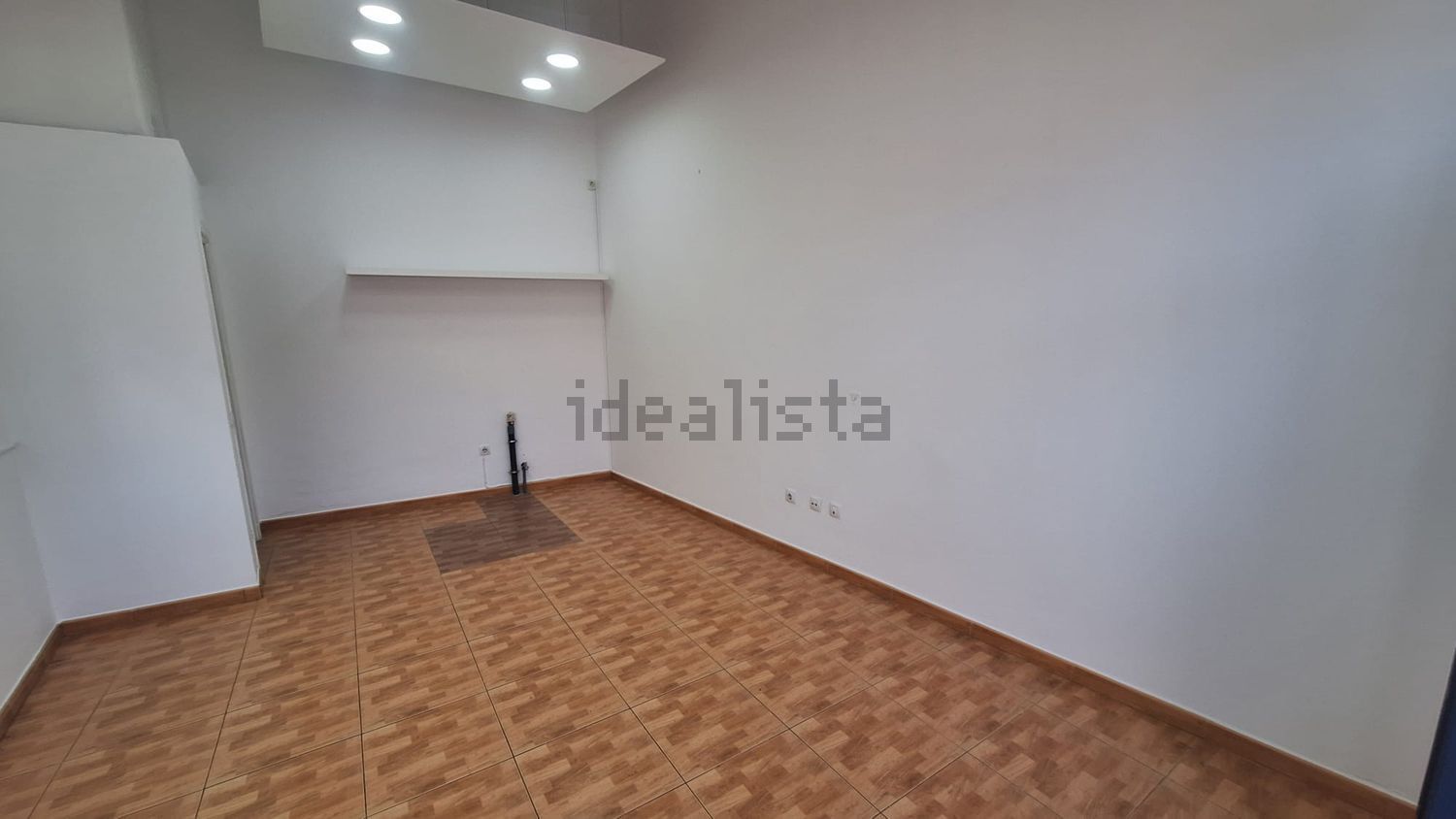 1469075382-1